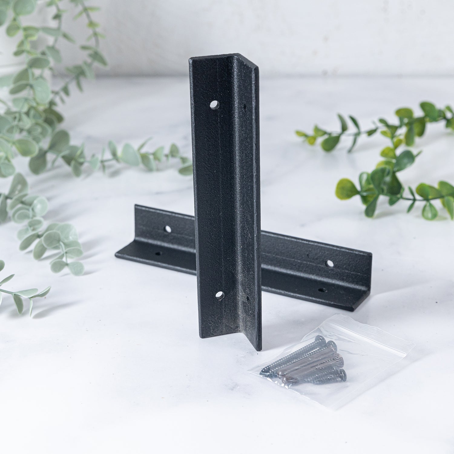 Black Alcove Shelf Brackets for 200mm depth shelves (Pair)