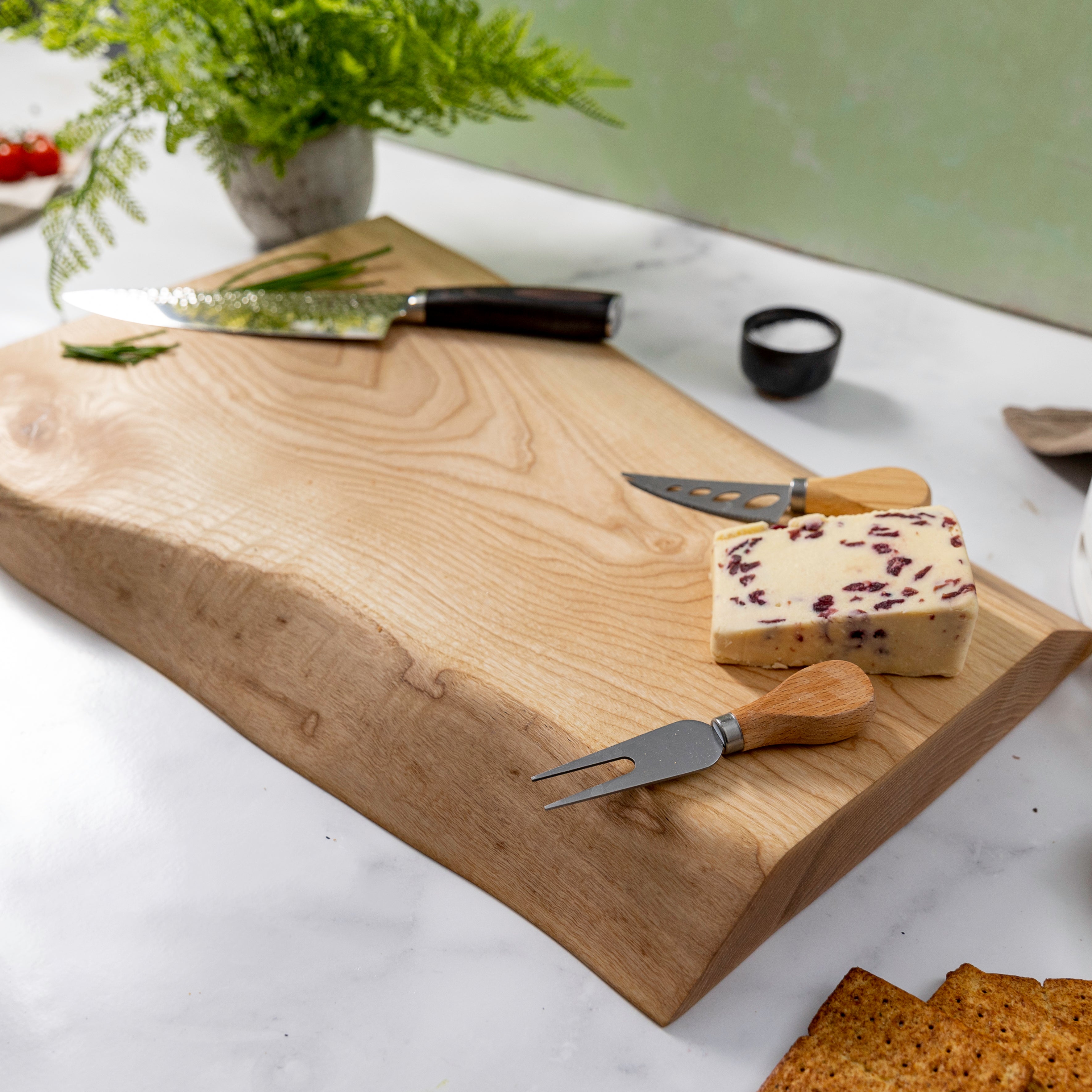 ash wooden chopping board 2