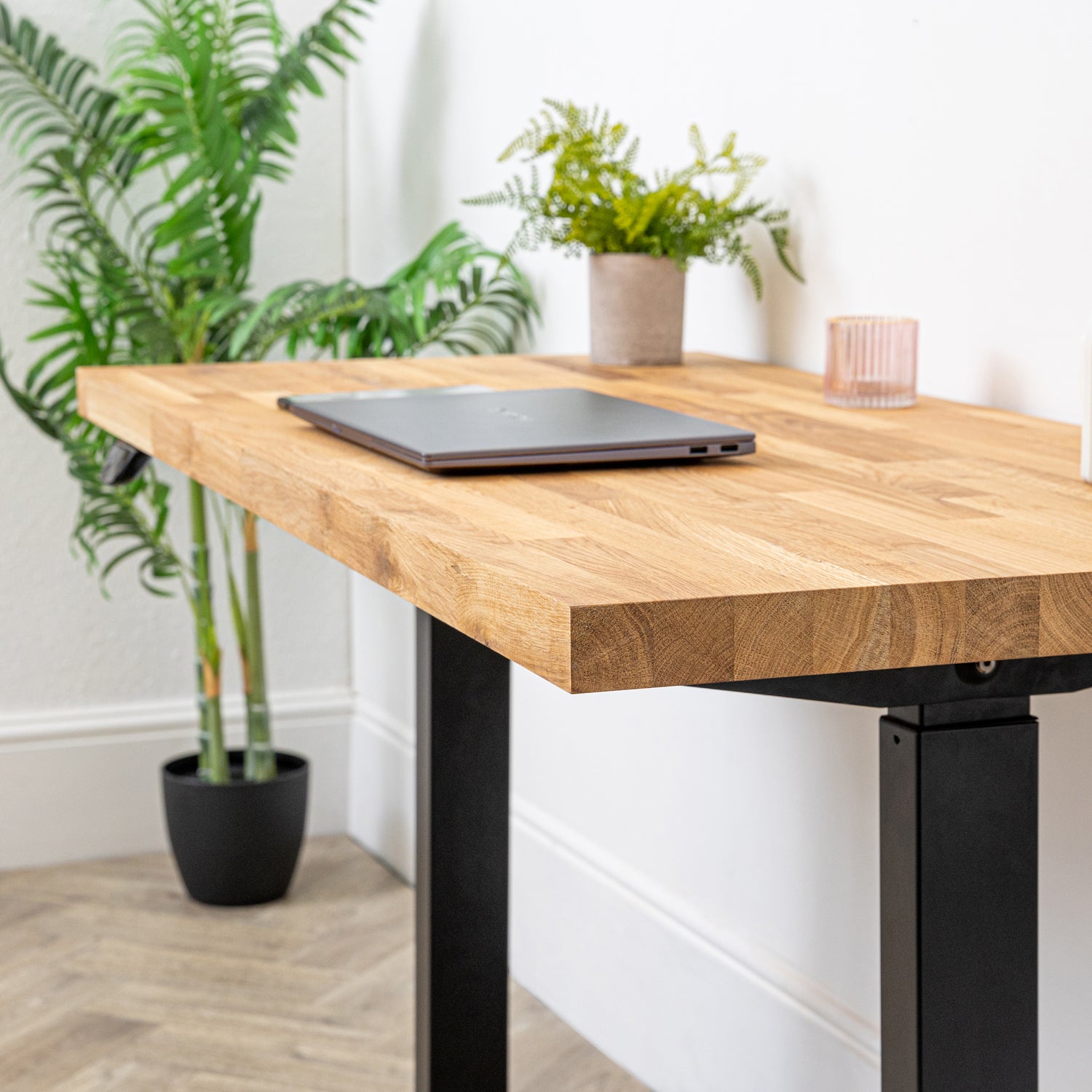 Black Metal Frame Sit Stand Desk with Oak Wooden Desktop