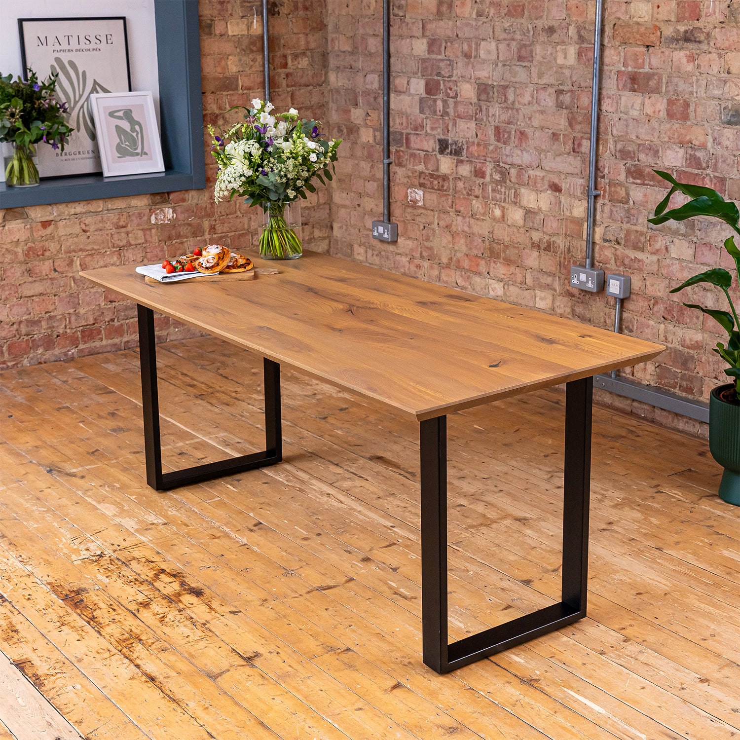 Premium Solid Oak Dining Table - Antique Bronze