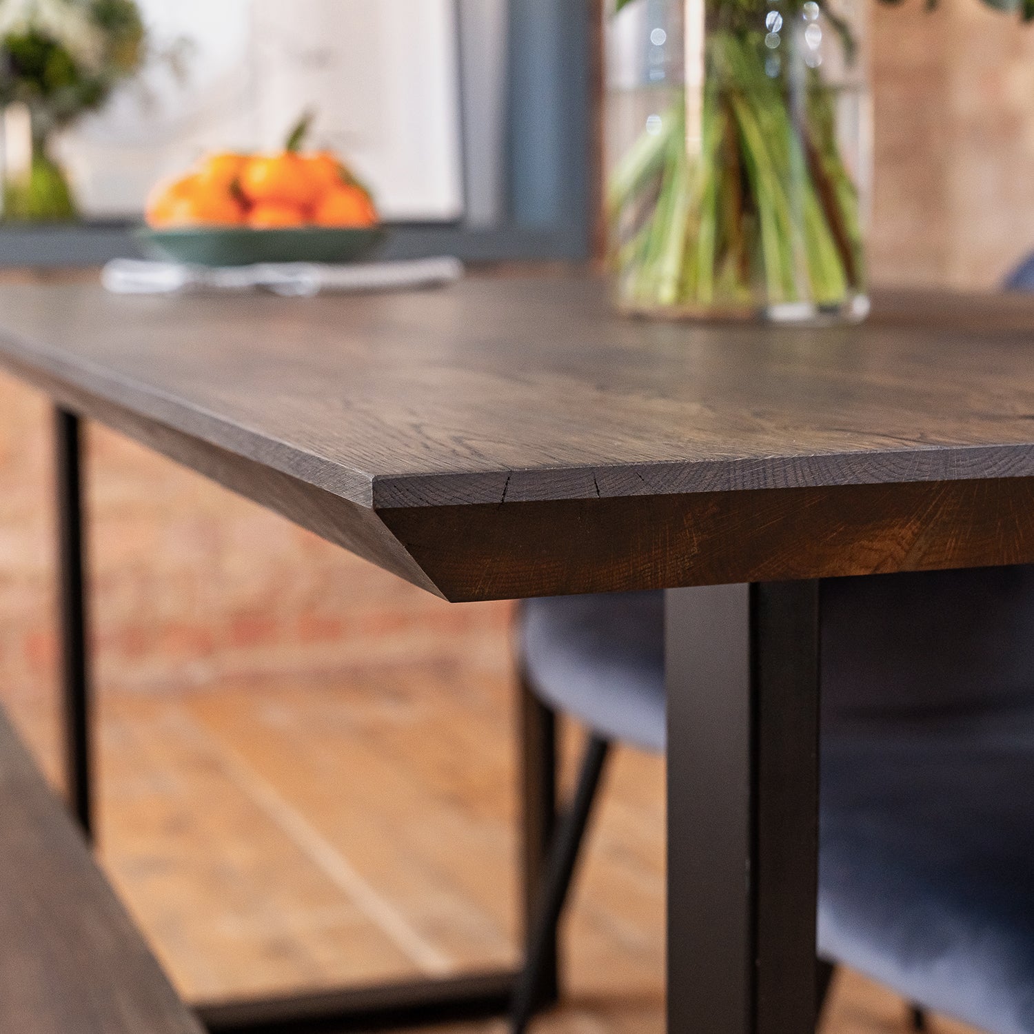 Premium Solid Oak Dining Table - Charcoal