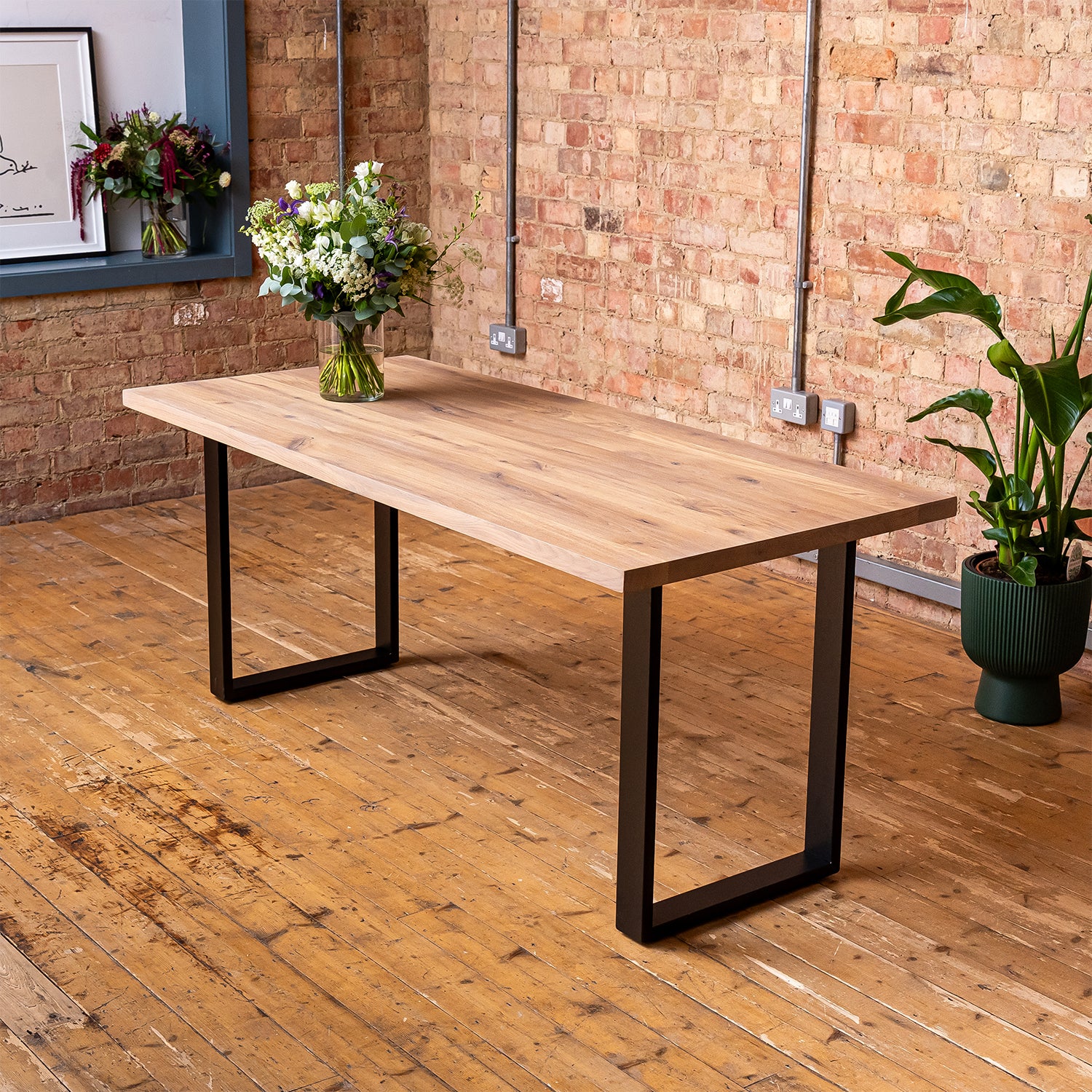 Premium Solid Oak Dining Table - Natural Oak