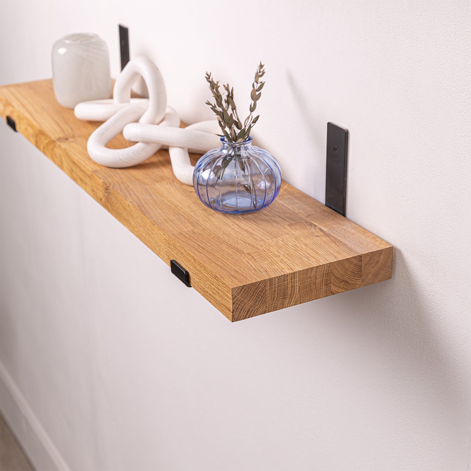 Solid Oak Wall Shelf - 40mm thick with Black Up-Style Scaffolding Brackets