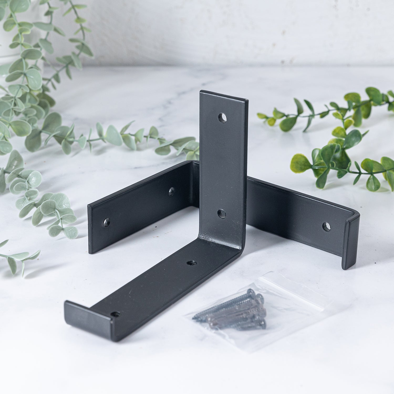 Black Up-Style Scaffolding Brackets for 150mm depth shelves (Pair)